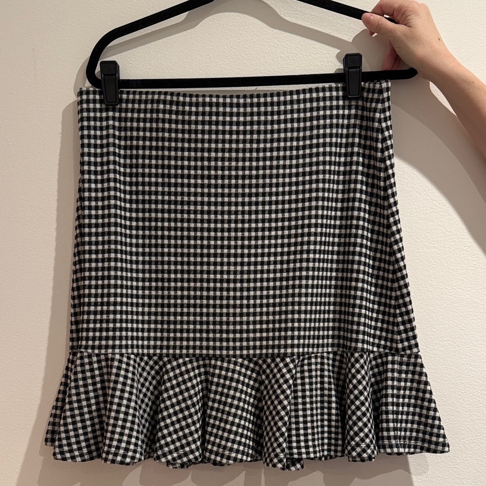 LOFT Black and White Gingham Ruffle-Hem Mini Skirt
